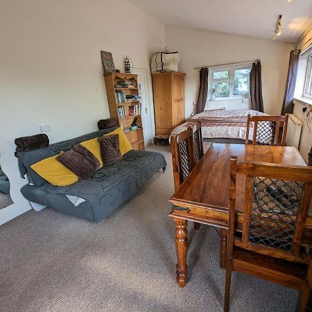 Bristol Self-Catering Studio+Kitchen+Parking Екстер'єр фото