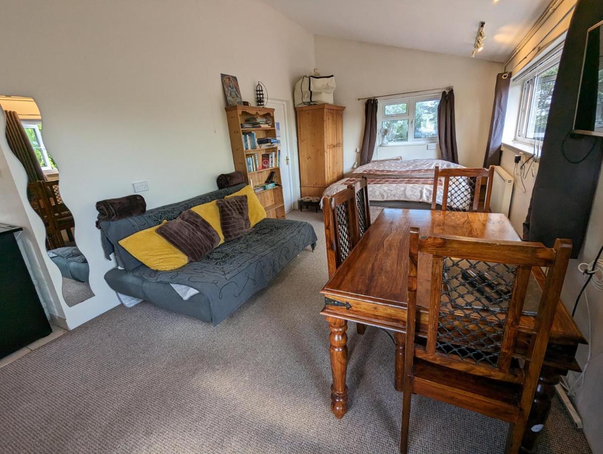 Bristol Self-Catering Studio+Kitchen+Parking Екстер'єр фото
